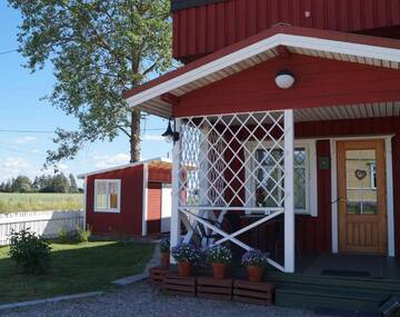 Фото номера Вилла Honey Huoneistomajoitus Erillisessä Rakennuksessa Дома для отпуска Silfvastas Holiday Homes г. Лапинъярви 6