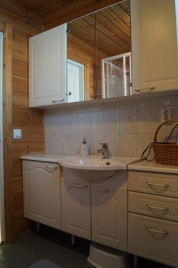 Фото номера Вилла Anne hirsimökki Дома для отпуска Silfvastas Holiday Homes г. Лапинъярви 12